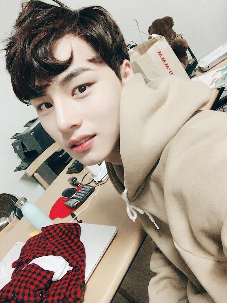 ATiny_WayZenNi_'s tweet photo. HAPPY BIRTHDAY DOYOOL๐๐ Apr. 7, 1997 #Doyool #14u #onlyu #ESol #Dohyuk #Eunjae #Gyeongtae #Loudi #Luha #BS #Hero #Gohyeon #Hyunwoong #Rio #Sejin #Woojoo #kpop #idol #rapper #happyDoyoolday https://t.co/pqAUDgTl5g