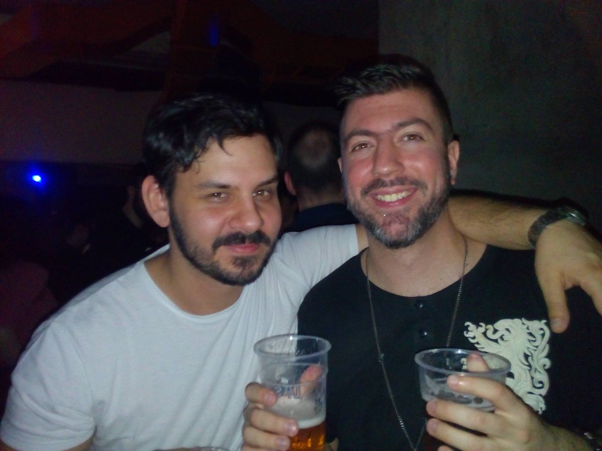 mastergorenja's tweet photo. Friendship goals https://t.co/9WkIIfdgBH
