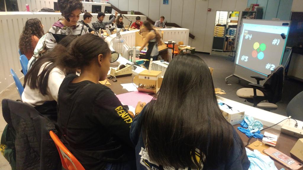 TechHiveStudio's tweet photo. We had our first run of #RobotPettingZoo today where students learned about our design sprint process (ideate, prototype, lauch, learn) and had an intro to #cardboardfabrication, @birdbraintech Hummingbird and @scratch! https://t.co/hJmzuSBm9B