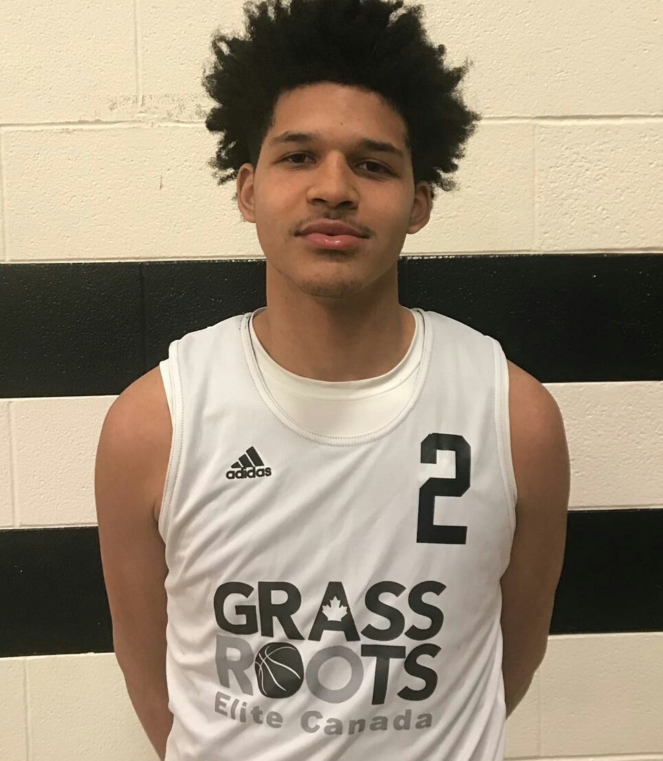 Tariq_NPH's tweet photo. Marcus Harding really stood out to me today at @SignatureLeague the 6'8 forward displayed mobility, soft touch, confident shooting ability and that 🐶 #Work @GRCELITE #GameSpeaks @NorthPoleHoops https://t.co/Xh62Y24PVZ