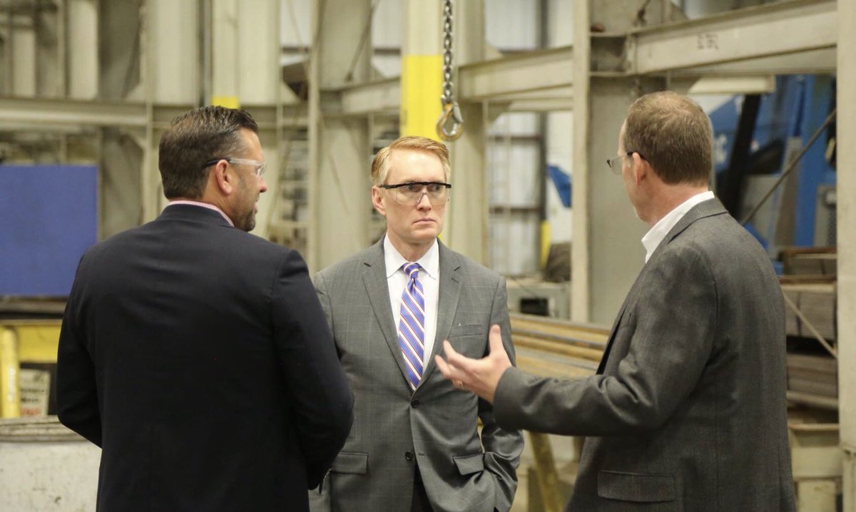 jscoale's tweet photo. Thanks to @SenatorLankford for visiting @Victory_Energy and sharing important insight into his advocacy work for #manufacturing in OK https://t.co/ohs0gHC9fq