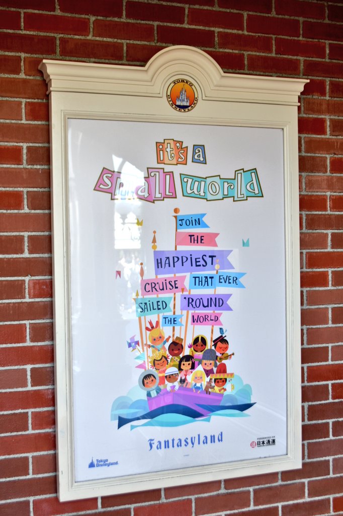 🏰🐭Today's Tokyo Disneyland. #イッツアスモールワールド の新しい
