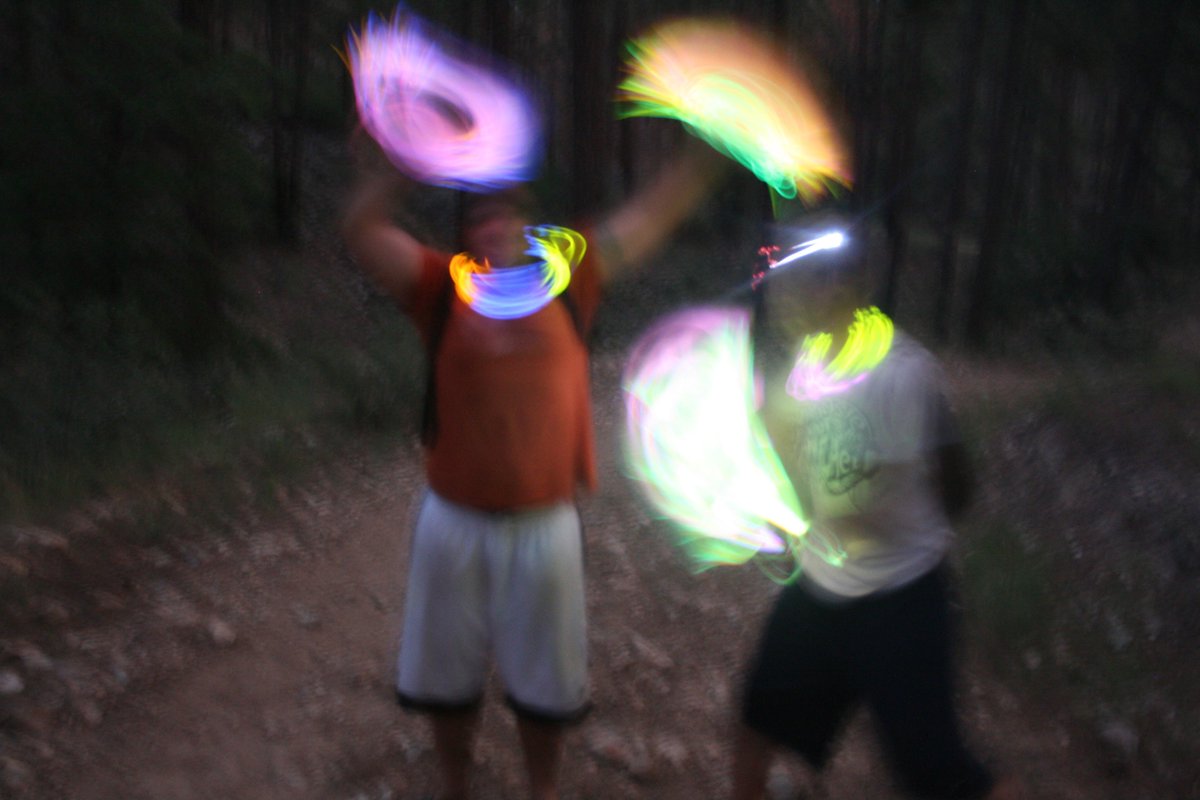 swiftyouthaz's tweet photo. It's about to get glowy up in here...#SwiftOutdoors glow party is starting-- cue all the blurry but hilarious glow pictures...right...about...n.o.w.! #ClubSwiftJr #FunIsJustTheStart https://t.co/SOLAtdevcP