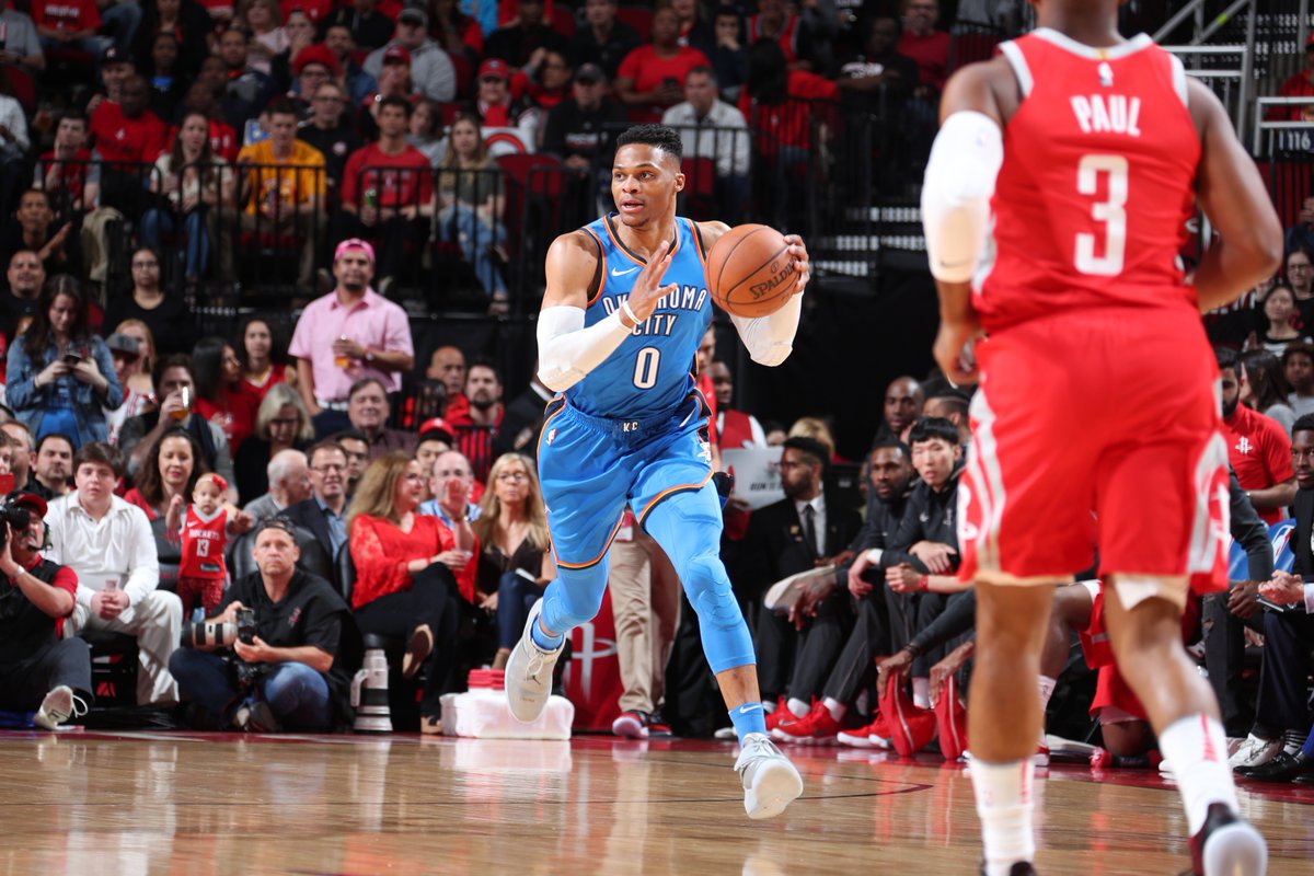 NBA's tweet photo. The @okcthunder jump out to 36-30 advantage over the @HoustonRockets on #NBAonABC!

Melo leads all scorers with 14 PTS
Russ: 4 PTS, 4 AST, 4 REB

#ThunderUp https://t.co/49mVa6A7ml
