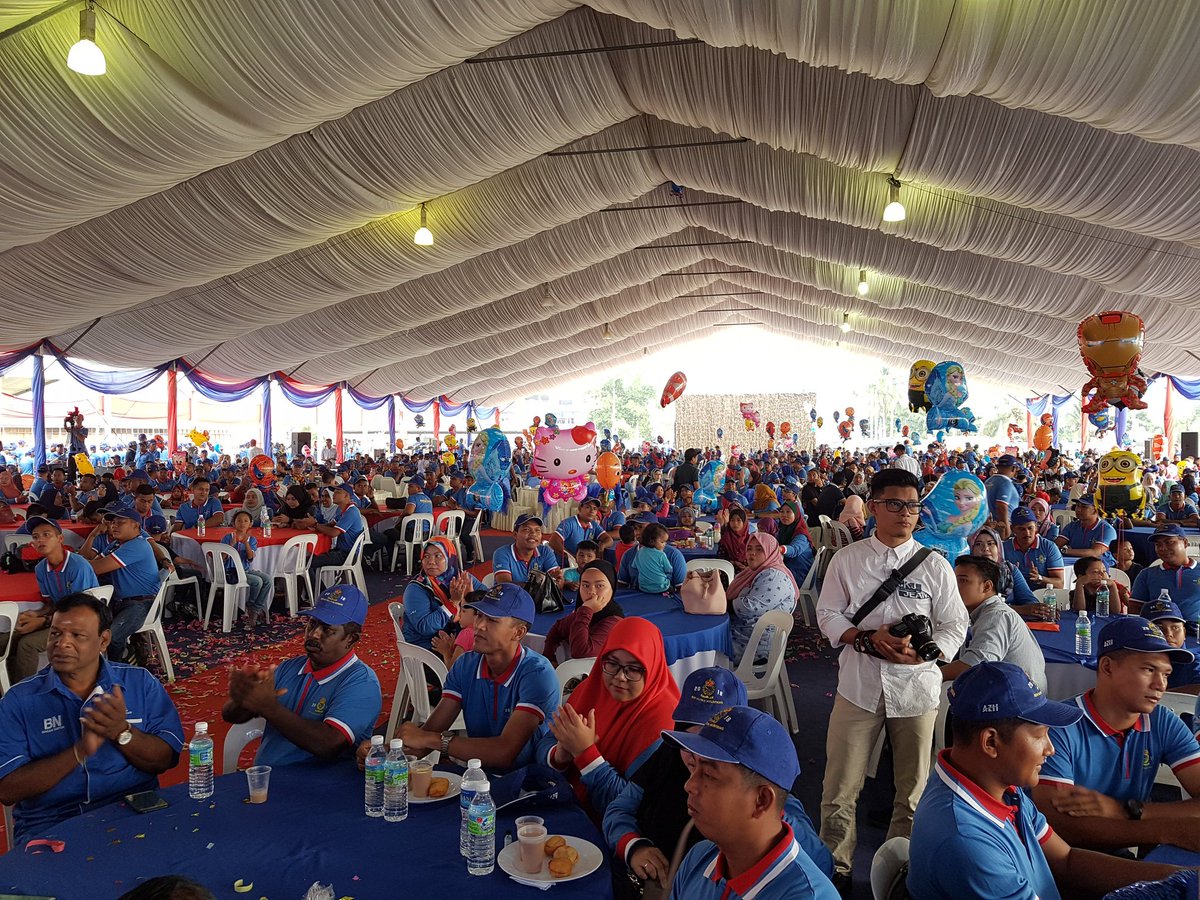 Ahmad Zahid Hamidi On Twitter Live Sambutan Hari Keluarga Kem Tentera Hutan Melintang Bagan Datuk Https T Co U3dwjlqyuk Mindefmalaysia