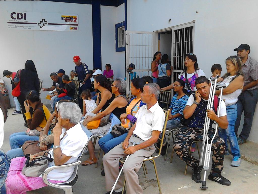 #Hoy Día mundial de la Salud atención priorizada #CCS  <a href="/NicolasMaduro/">Nicolás Maduro</a> <a href="/MSomosVen/">Movimiento Somos Venezuela</a> <a href="/salainass/">INASS</a> <a href="/FNNSimon/">Fund. El Niño Simón</a>  <a href="/magallyvina/">Magaly Gutiérrez</a> #ConAmorSeguimosLaMarcha