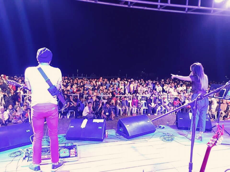 MYMP_OFFICIAL's tweet photo. Maraming salamat Sumisip Basilan and to Mayor Gulam Hataman &amp; Vice Mayor Jul-Adnan Hataman sa pag imbita samin sa Kalasig-Lasigan Festival! 🎉🎶❤️ #mymp #show #specialguest #sumisip #basilan #musician #band #kalasiglasigan2018 https://t.co/IuV3SHTXBc