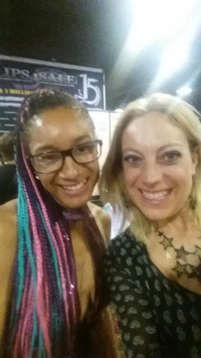 charlishay's tweet photo. @charlishay @LilyFenwood @customfetish https://t.co/QedZHMgiwu