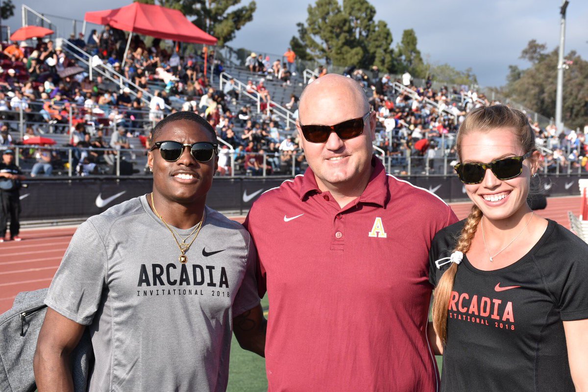 ArcadiaUnified's tweet photo. A big thanks to Olympians @steeple_squigs & @__coleman for visiting the Arcadia Invitational & being so nice friendly with all the athletes! A huge inspiration for our future Olympians who are no doubt competing here today! #ArcadiaInvitational #arcadiainvite #mydayinla #niketf https://t.co/A1J1Ws1p2C
