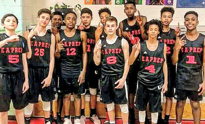 EAPREPSTARS1's tweet photo. E.A. Prep 14u goes 4-0 &amp; captures @teammatehoops 8th grade Middle School Showcase Championship in Locust, NC  #BallTogether https://t.co/3N50VvsTwi