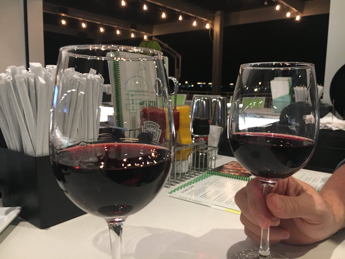 BartHickey's tweet image. #DriveShack in #LakeNona is killing it!  So excited to have them as a neighbor!