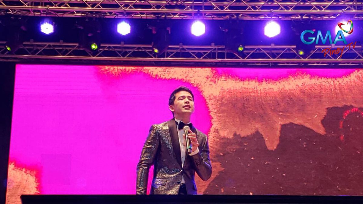 gmapinoytv's tweet photo. LOOK: Kapuso heartthrobs Alden Richards, Dingdong Dantes and Dennis Trillo serenade the audience with heartfelt renditions of their chosen songs. 😍 #SikatKaKapuso https://t.co/lEKAuq2vAU