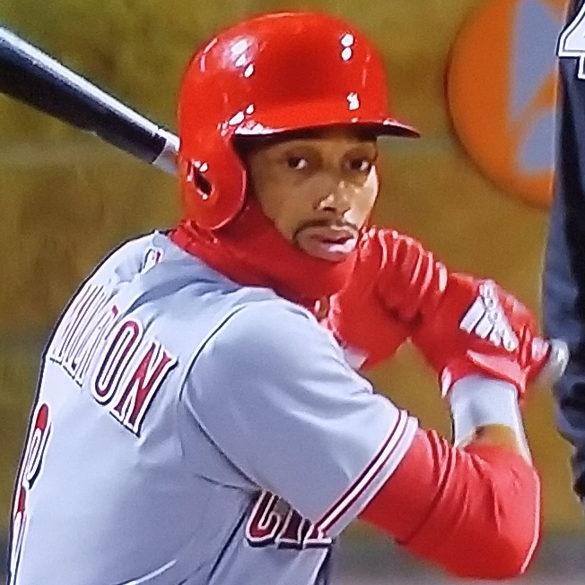 DaveFryerJr's tweet photo. @UniWatch The Reds' Billy Hamilton missing the logo on his batting helmet in Pittsburgh tonight https://t.co/kvWlBTMfUf