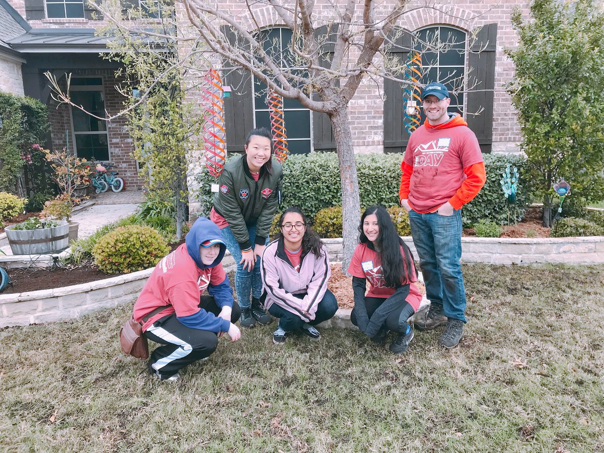 JoieJLew's tweet photo. #doitfortheday @NewTechCoppell @jointheday2018 https://t.co/mwU23BqIMZ