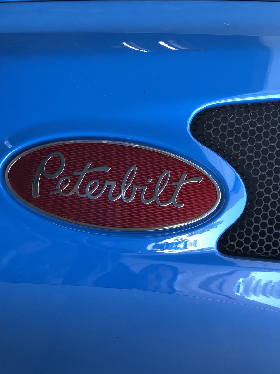 CSCarAudio's tweet photo. #2010Peterbilt Peterbilt #SemiTruck #CumminsISX #CumminsDiesel #Diesel #DieselPower #BigRig #Viper #DEI #ViperRemoteStart #Viper5305 #DoorLockActuators PowerDoorLocks #PeterbiltRemoteStart #BigRigRemoteStart @PeterbiltMotors https://t.co/bULnqmGTXM
