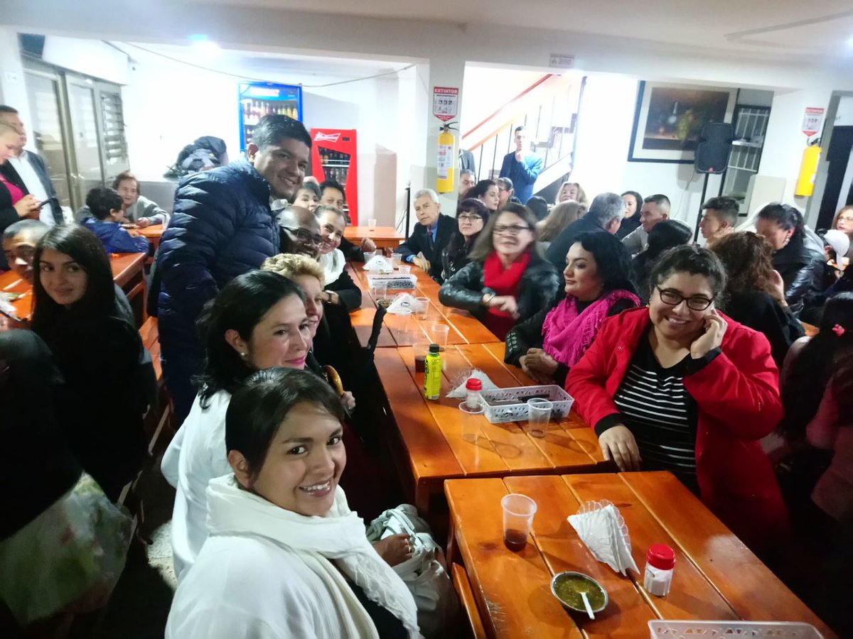 carlos_guevara's tweet photo. El tesoro del @MovimientoMIRA son sus líderes. El reconocimiento de nuestros triunfos será siempre para ellos. #MIRAGobernando @irmalherrera @Baena https://t.co/eOFvvKF3is