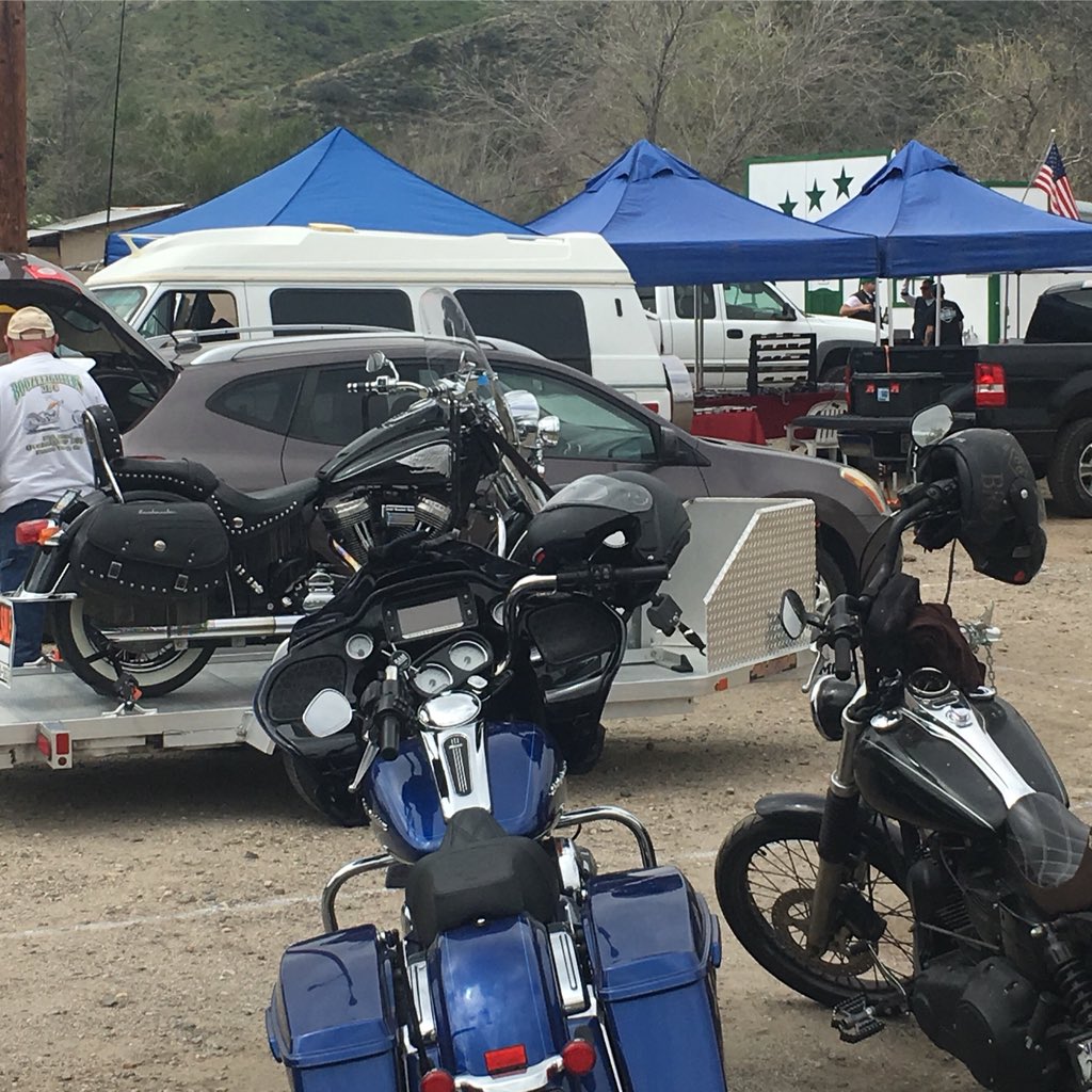 EdHeadington's tweet photo. ๐ฅ๐๐บ๐ธ Added to the arsenal at #BFMC 101โs #Motorcycle #SwapMeet โญ๏ธโญ๏ธโญ๏ธ #saturday #spring #santaclarita #california #canyoncountry #lacounty #bfmc101 #harleydavidson #motorcycles #biker #bikers #swapmeet #boozefighters
.@boozefightermc
.@robertpatrickT2 .@harleydavidson https://t.co/yzSWI1x08W