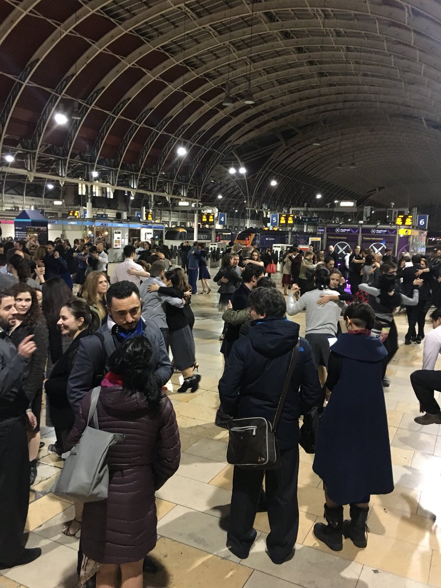 uk_tango's tweet photo. After party Paddington@NetworkRailPAD https://t.co/ezZupfWhvp