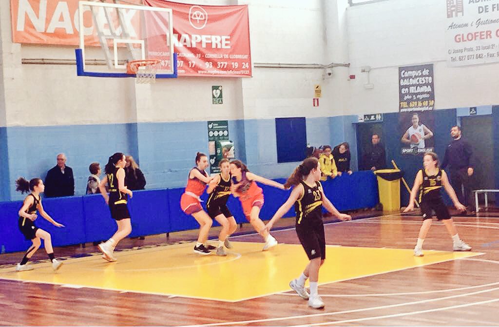 ASRBasketAlmeda's tweet photo. 🏀 #IF2ALM 59 - @LimaHortaBasket 48

Emoció i bon bàsquet de les #shooters en un bon partit!!

#goAlmeda #jornadaAlmeda #basketAutèntic https://t.co/QJJayxlvUY