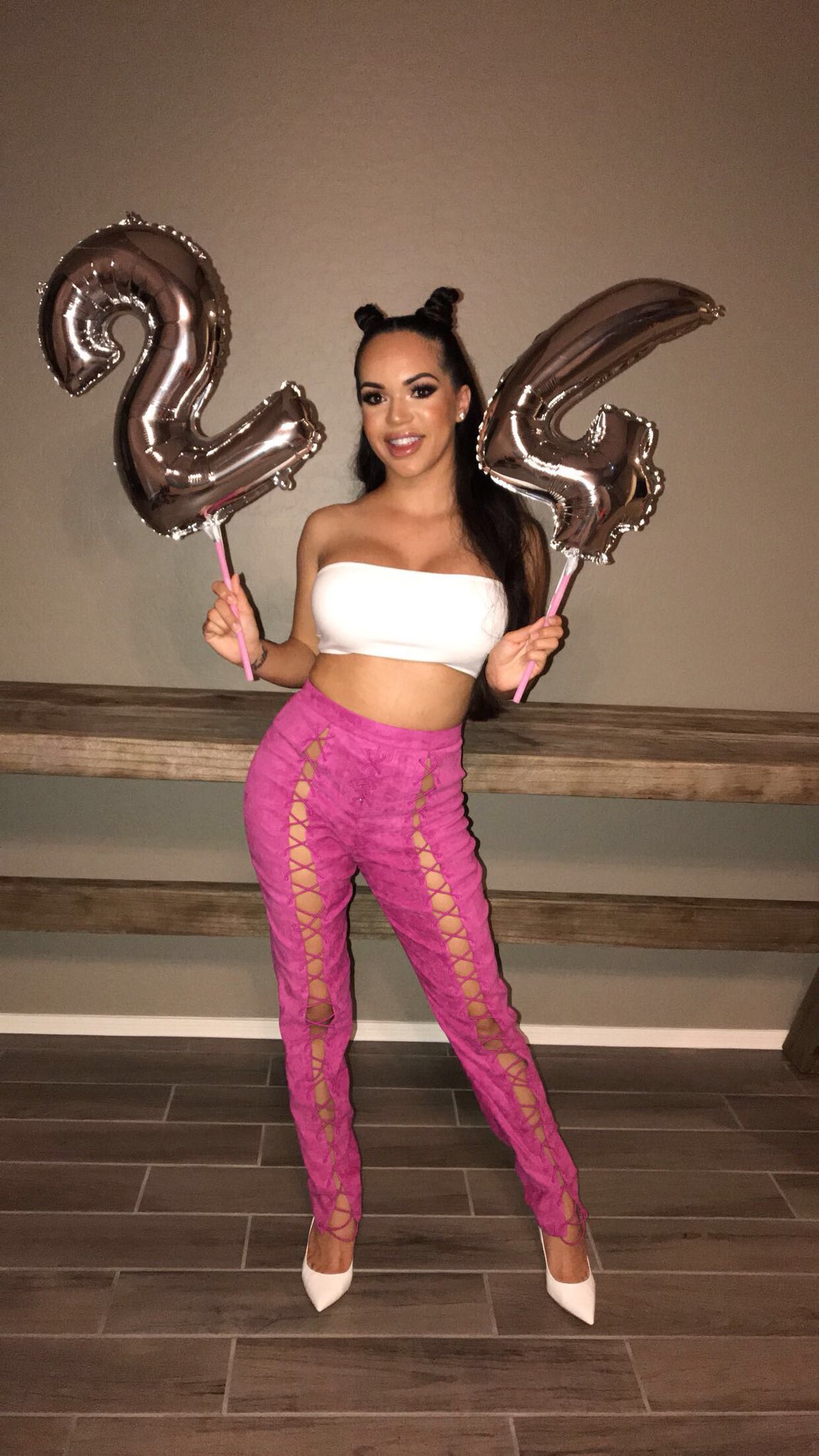 ✨💖😊😍💋🙏🏼 #TwentyFour #Fearless 2️⃣4️⃣🔥❤️✨🙏🏼💋 https://t.co/vwe8XDsjS2