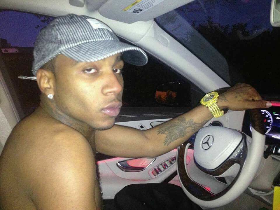 Kohuneh's tweet photo. Get in loser, we're saving hip-hop https://t.co/0Anp6DeUhq
