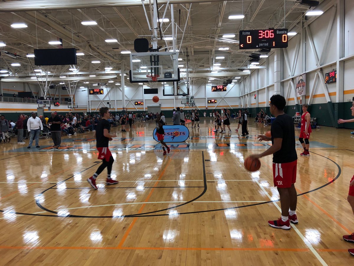 SafeReal's tweet image. Team Recruit in Gatlinburg. #bigshotsbasketball.