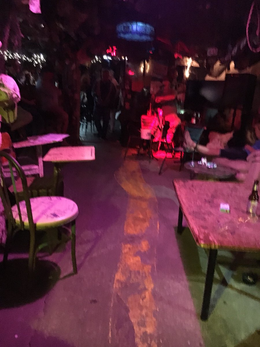 sdarbyson's tweet photo. One last night out, no better place than Mahuffers! #cheapsdrinks #goodtimes https://t.co/ThDBB9rmdr