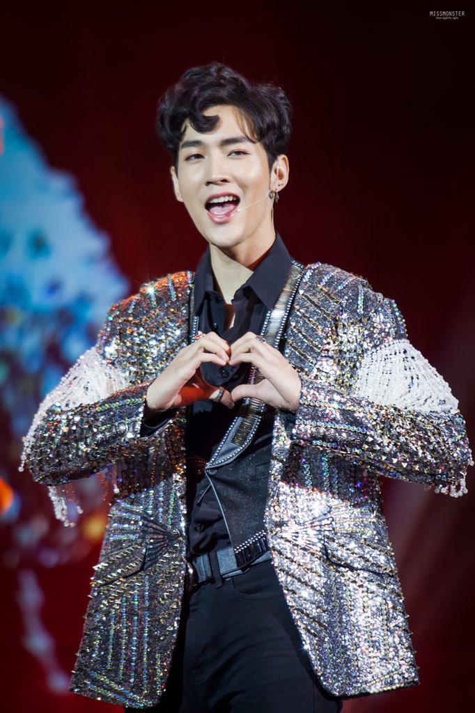 MissMonsterzz's tweet photo. [HQ]180407 #BKCfanmeeting 
รักคุณเสียยิ่งกว่าใคร~ 

#ขุณขิมมอญ 
#ปารูปให้คิมเซฟ 
#kimmon 
@KiimMon https://t.co/c54K4Zzvtn