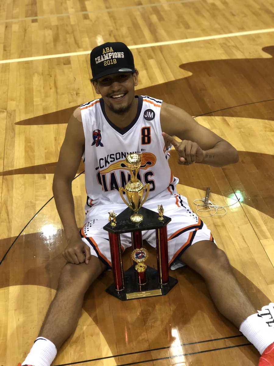 баскетбол 82. джеремайя хилл астана. риз парма пари. джереми хилл баскетбол. джеремайя хилл баскетболист астана.