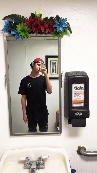 If you don&rsquo;t                Then don&rsquo;t         love me at my           Love me in my https://t.co/EM<a href="/tag/newprofilepic"class="tags"><span>#newprofilepic</span></a>