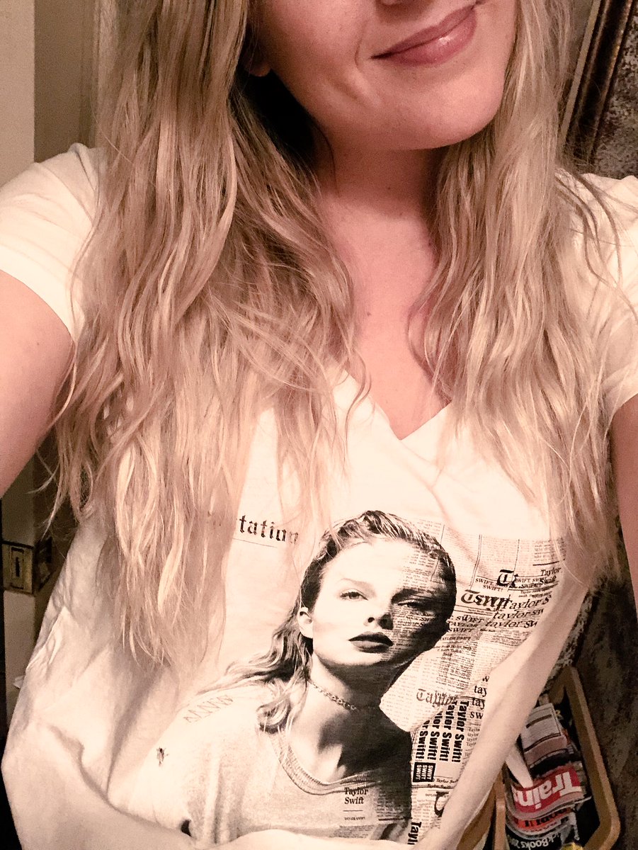 imisssparklin13's tweet photo. No snake pit upgrade but still obsessed with this shirt! ππ€ @taylornation13 @TSOfficialMerch @taylorswift13 #TaylorNationWeekendHang #taylurking #myrepmerch https://t.co/xT7fOTgogc