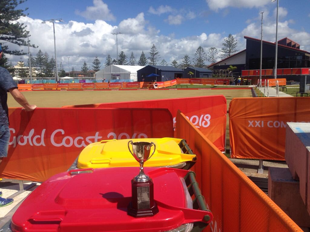 wee_cup's tweet photo. A VERY prestigious Bowls trophy at thehighest level  of  Bowls  #GoldCoast #CommonwealthGames2018    The Wee Cups World Tour   #lovecraigy   Played for every year in memory of Alan Clydesdale #thecolonel https://t.co/ygmpX7Ieow