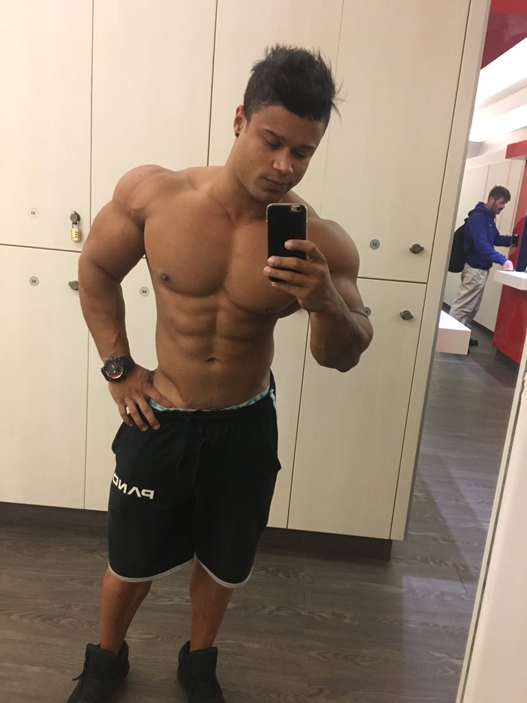 Came though drippin (drip drip)
#XTRM #PANDA