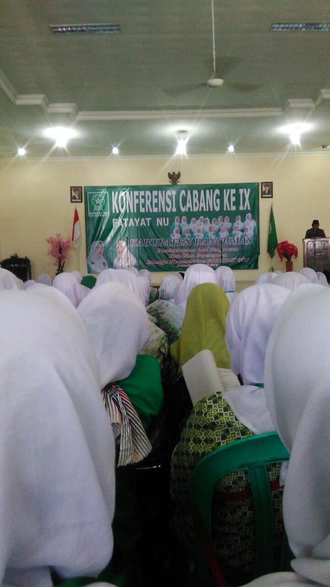 NUFatayat's tweet photo. Konferensi cabang ke 9 fatayat NU kabupaten Banyumas Minggu, 08/04/2018
@UmekaJuleha @PusInfoDarma @NUFatayat https://t.co/cxF8jAnf99