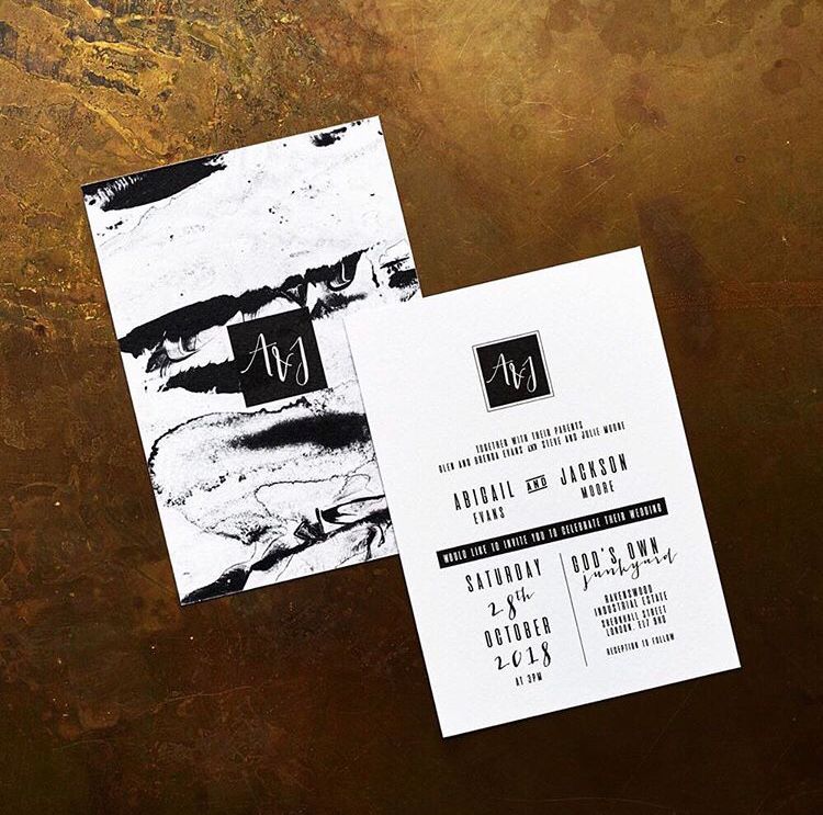 BettyLou_Design's tweet photo. Monochrome vibes. Mixing bold black ink with hand-painted artwork my double-sided Urban Elegance collection combines abstract textures with modern typography. And it’s guaranteed to make a statement...✌️ 

https://t.co/2g9MJfaufL

#wedding #design #love https://t.co/6IEc9785aR