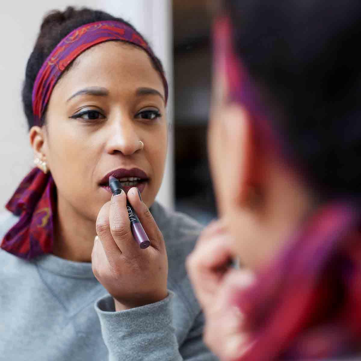 LibertyLondon's tweet photo. The #Dizziak founder @Lorettaforever takes us inside her daily beauty rituals. Read more: https://t.co/Rpj3p0K1tC #WomenOfLiberty https://t.co/T6HEyjhT5T