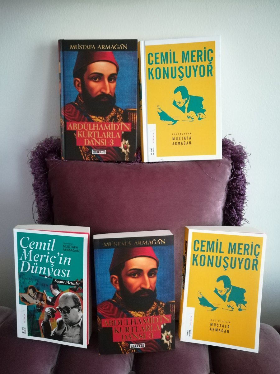 mustafarmagan's tweet photo. Yeni çıkan kitaplarımı bir yardım derneğinden @masumelider imzalı olarak satın alabilir, böylece hem bir hayra vesile olur, hem de en kısa sürede kitaplarınıza kavuşabilirsiniz.

Not: Abdülhamid'in Kurtlarla Dansı 3 ve Cemil Meriç Konuşuyor kitaplarının ciltli baskıları da vardır https://t.co/VIhuY3fO3F