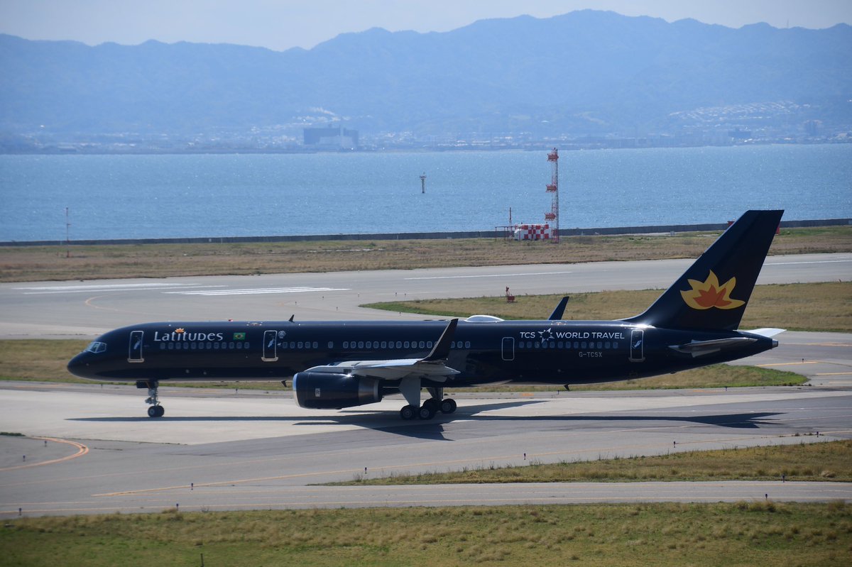 skyview_KIX's tweet photo. 【TAG Aviation】
昨日の強風から一転、快晴に恵まれた#関空展望ホール から世界一周ツアーに出発しました✈︎
・
#tagaviation #gtcsx #b757 
#tscworldtravel 
#kix #skyview https://t.co/abTjvvsGZl