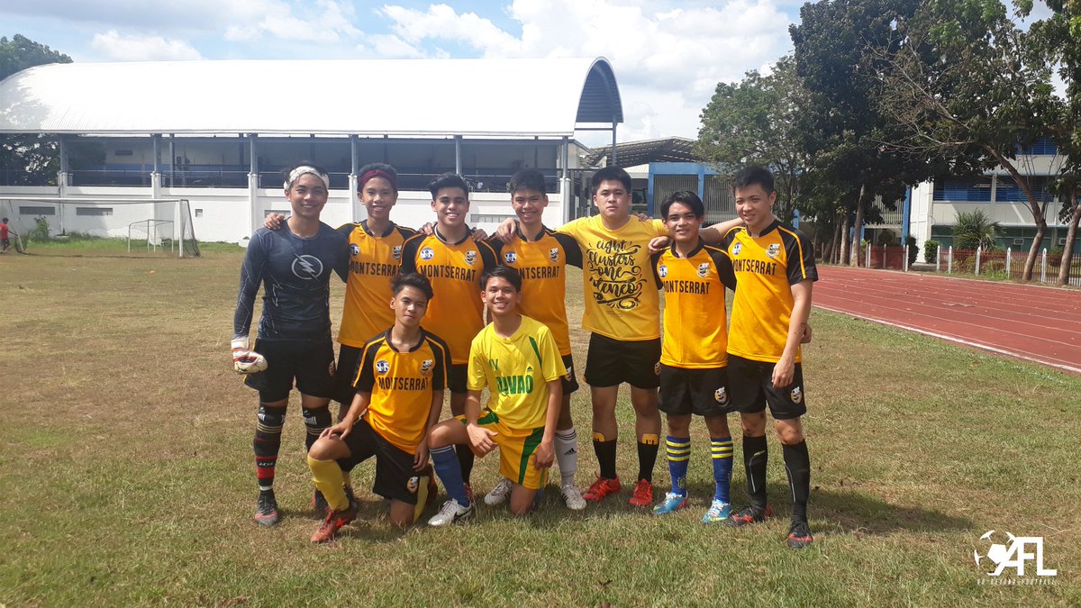 Paopaodicaocao's tweet photo. Although having no wins at all I'm still proud of my team who will always defend the goal despite the circumstances and never forget to smile regardless of the result 🤗
#AFL2018
#GoBeyondFootball https://t.co/mWMWFm0Gsj