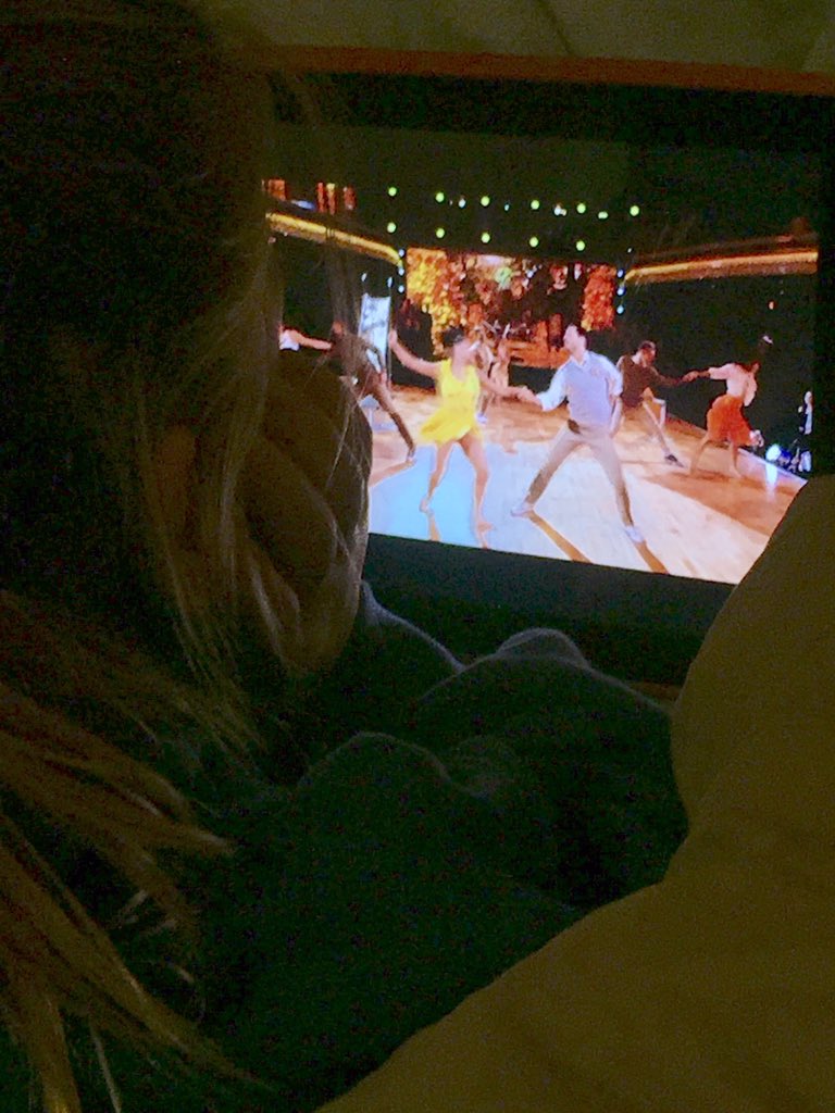 JulieH_4's tweet photo. Go find the 8yo &amp; tell her it's time for bed &amp; find her watching a YouTube video of all @iamValC &amp; @lzhernandez02 dances from #DWTS. I let her stay up longer. 😍😋#chipofftheoldblock #ivetrainedherwell #parentingwin #teamvalaur https://t.co/N8dD3bFG4U