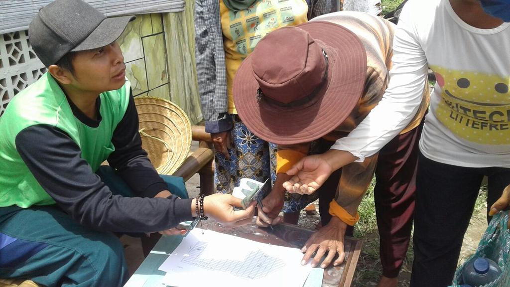 YudyAms's tweet photo. Padat Karya Tunai Desa Bogares Lor kec. Pangkah,Kab.Tegal 
#GerakanInovasiDesa
#TPPIJateng
#TPPITegal
@jokowi
@EkoSandjojo
@anwsanusi
@taufikmadjid71
@fachrilabalado
@tppindonesia
@KemenDesa
@BroerHendri 
@sunaryo266 
@m_jamroni 
@ShaomyNugroho 
@muhajir29011081 https://t.co/koQVUfUNNl