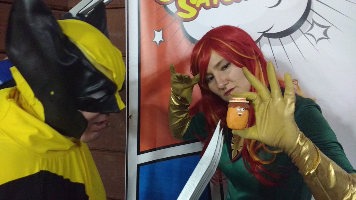 AdvMightyNugget's tweet photo. #Wolverine and #Phoenix are not going to get anything outta me!

#SuperheroSaturday #Marvel #JeanGrey https://t.co/S7XpYwyb9Q