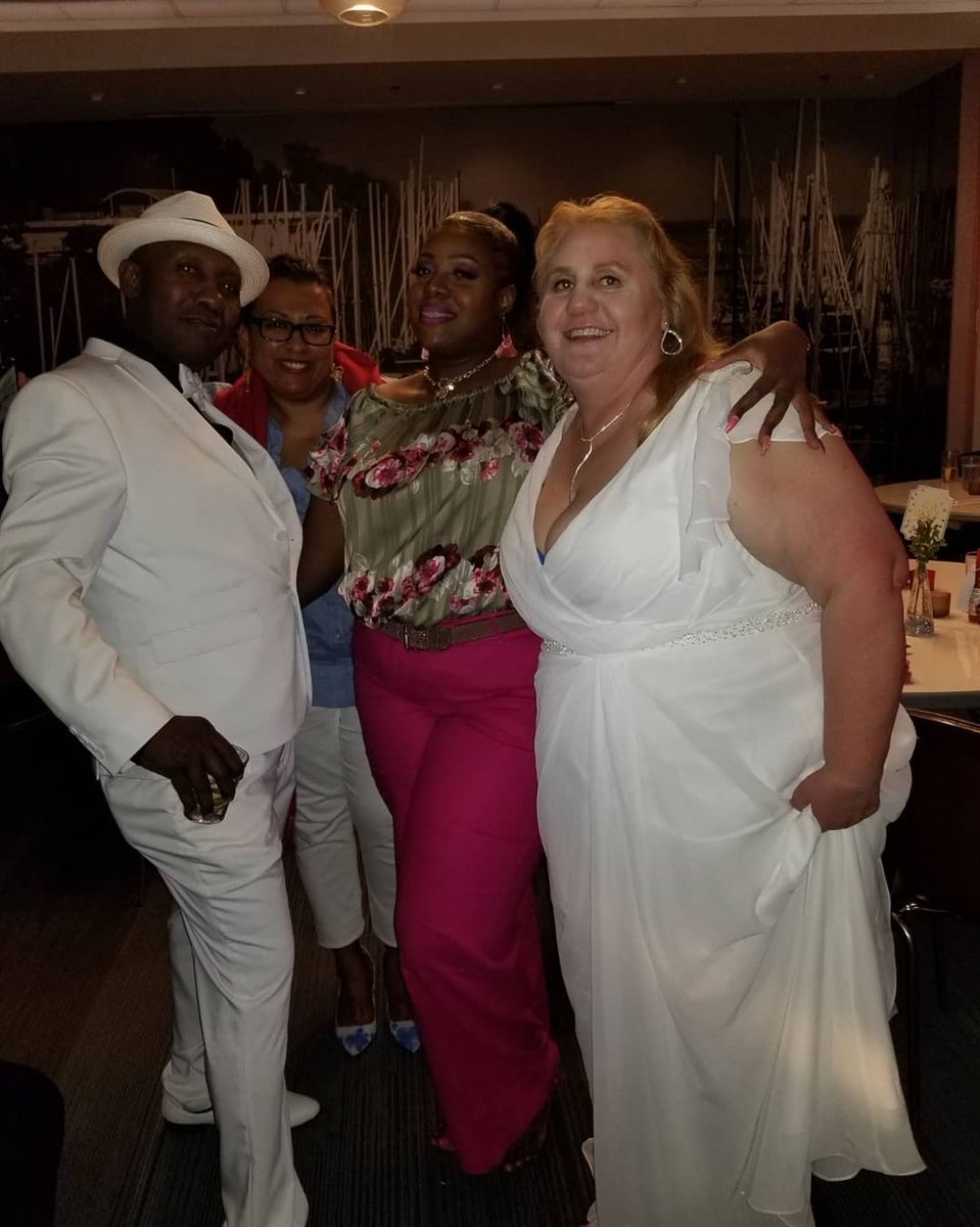 ItsJennyJ's tweet photo. Patricia and Michael's wedding at @DaveandBusters in Oakville.
#alwaysinblue
#gottachangemysinglestatusthisyear https://t.co/HOPCd6dCuB