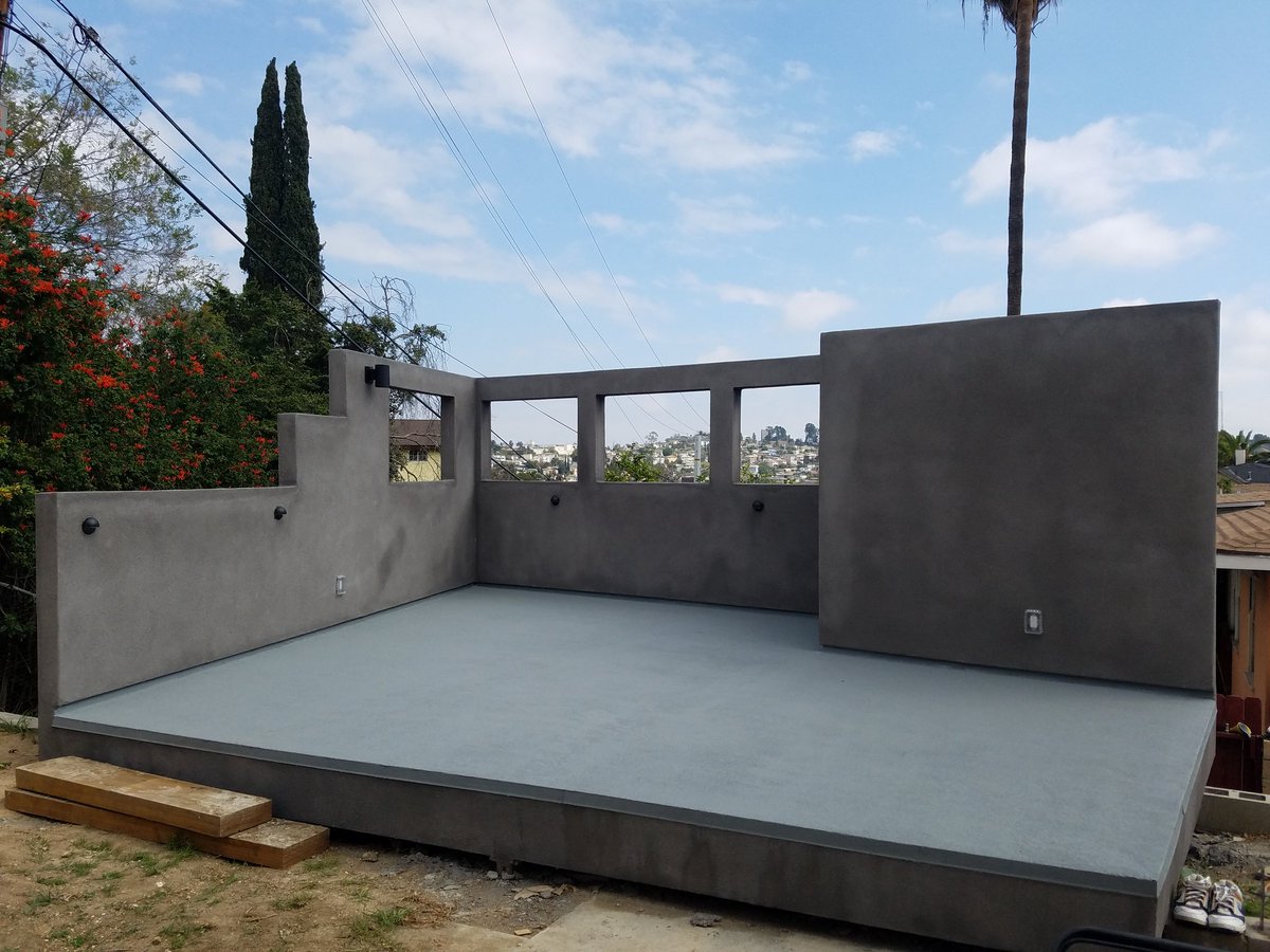 es7vlb's tweet photo. How does this new deck look ? Almost finished 🔨🔩⛏
#AGbuilders https://t.co/xNzxRUJ7ql