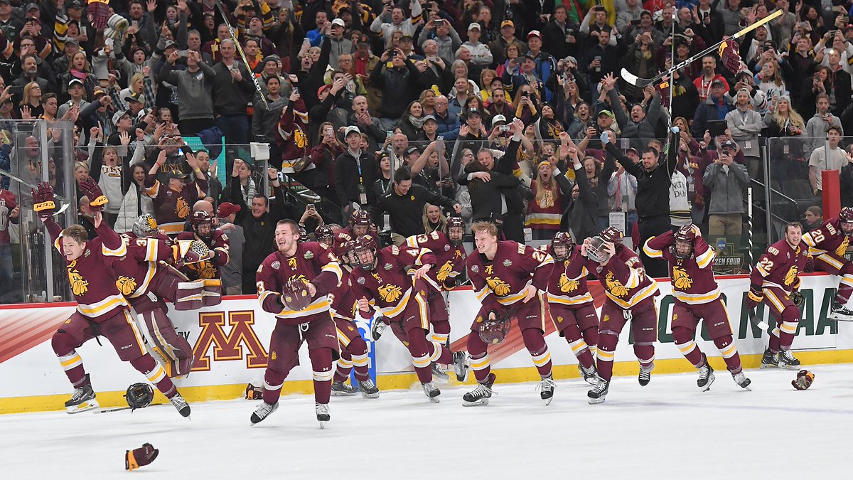 UMDBulldogs's tweet photo. Top 'Dogs ... Again! @UMDMensHockey Claims Second National Championship. Recap/Reaction/Gallery: https://t.co/Xgcjb2bbjq https://t.co/pNxszz0IL2