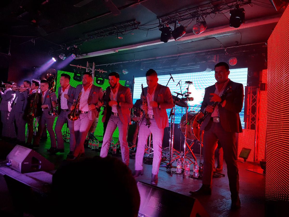 Armando #LaGranPachanga desde el Philadelphia #iUUU