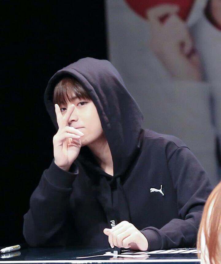 chimmylr's tweet photo. agarrame mabel 

#PremiosMTVMiaw #MTVBRKPOPBTS @BTS_twt https://t.co/zc6sHJ41qo