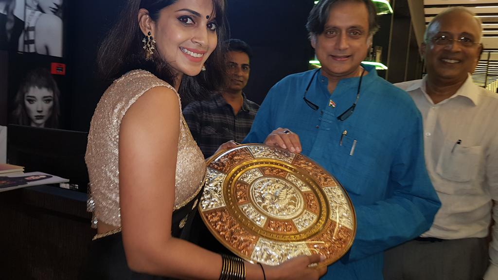 Shashi Tharoor Continuing My Efforts To Encourage A More Cosmopolitan Thiruvananthapuram Agreed To Inaugurate A New Toni Guy Outlet Also Helmed By A Woman Entrepreneur Former Miss Chennai Samyukthakarthik T Co Wkzdkw2uis