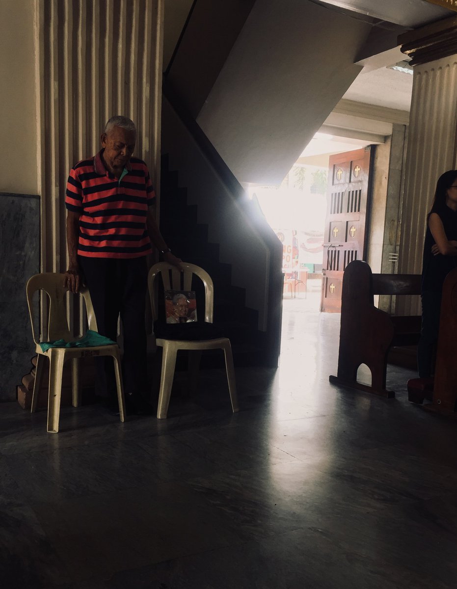 DynaaMiike's tweet photo. Most days I feel either empty, or sad and blue
I never understood what love is in my life
For some reason, today, I got a clue
When I took these photos of a husband and his wife https://t.co/kih1lVld66