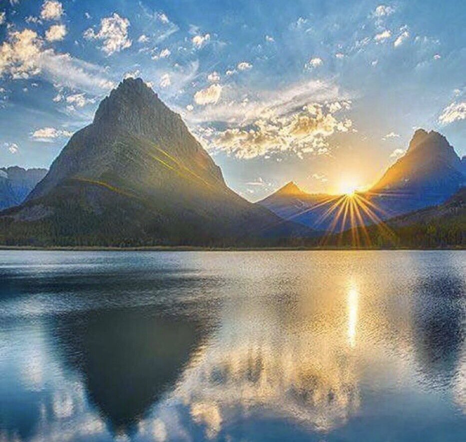 AnneScottlin's tweet photo. ❦At the end of the day, ask...
Did I laugh? Did I love? Did I give?
And determine to do that again tomorrow.
~Anne Scottlin
#humor #sunset #quote #photo #anon #MilfordSound #NewZealand https://t.co/SL6j3n6ley